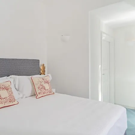 Arabella Villa Capri