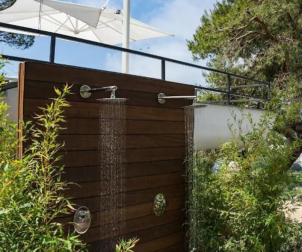 Arabella Villa Capri